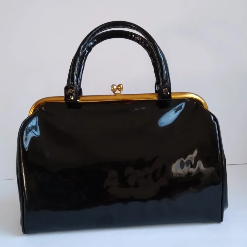 Vintage Black Sturdy Shiny Roomy Patent Gold Kiss Clasp Envelope Satchel Bag